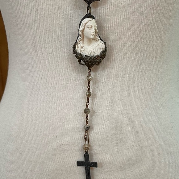 Virgin Mary rosary handmade antique inspired French Brocante - Picture 9 of 13